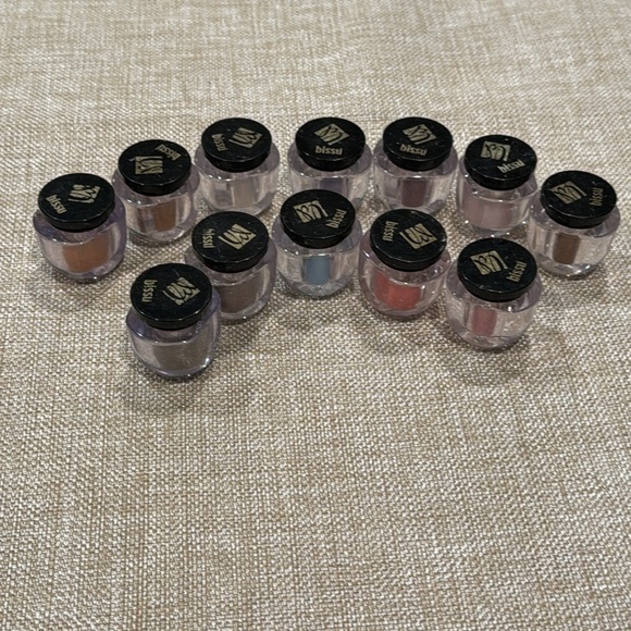 Shimmering Eyeshadow Loose Powder Bundle - Picture 4 of 8